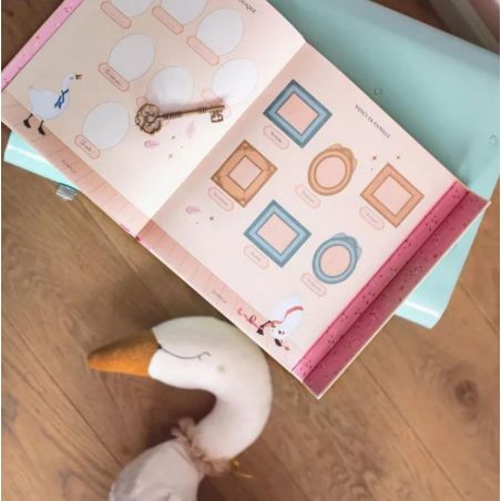 LIVRE DE NAISSANCE LA PETITE ECOLE DE DANSE (80 PAGES)