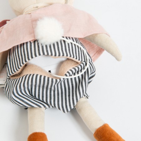 POUPEE MUSIQUE LAPIN APRES LA PLUIE